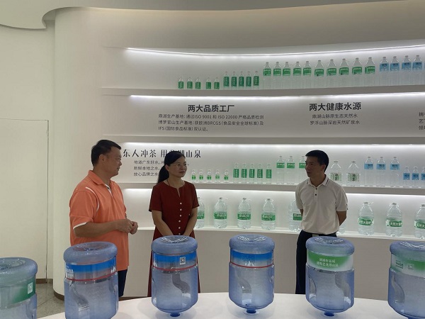 鼎湖区法院党组书记、院长吴国红率队走访省人大代表，共谋法院发展良策
